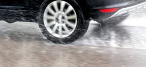 que-es-el-aquaplaning-y-como-se-evita